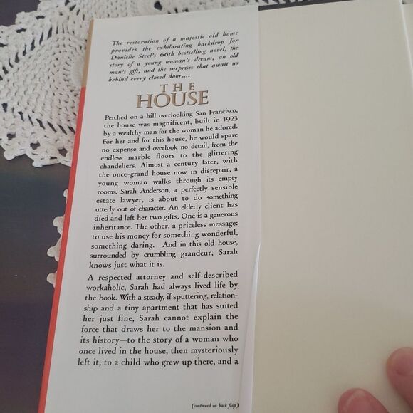 💚3/$20 Vintage Book - "The House" by Danielle Steele (2006) - Picture 7 of 10